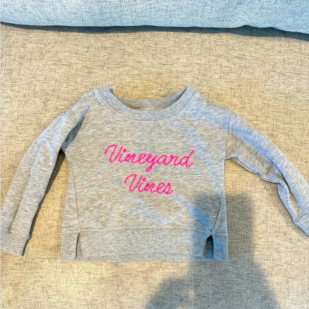 Vineyard Vines sweatshirt